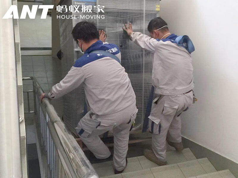 选择搬家公司需要考虑的因素是什么？