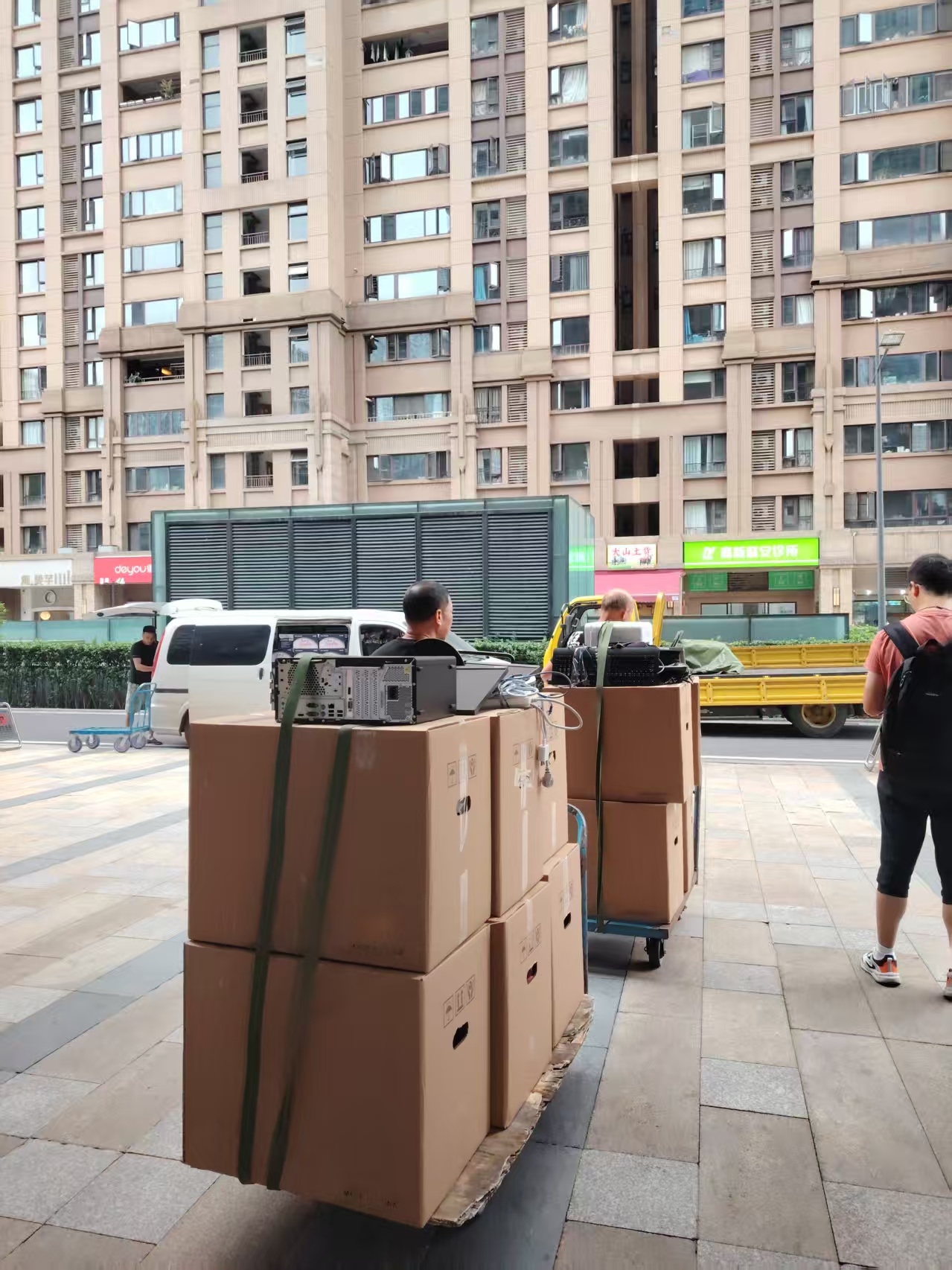 搬家不踩雷｜老师傅教你3招选对公司