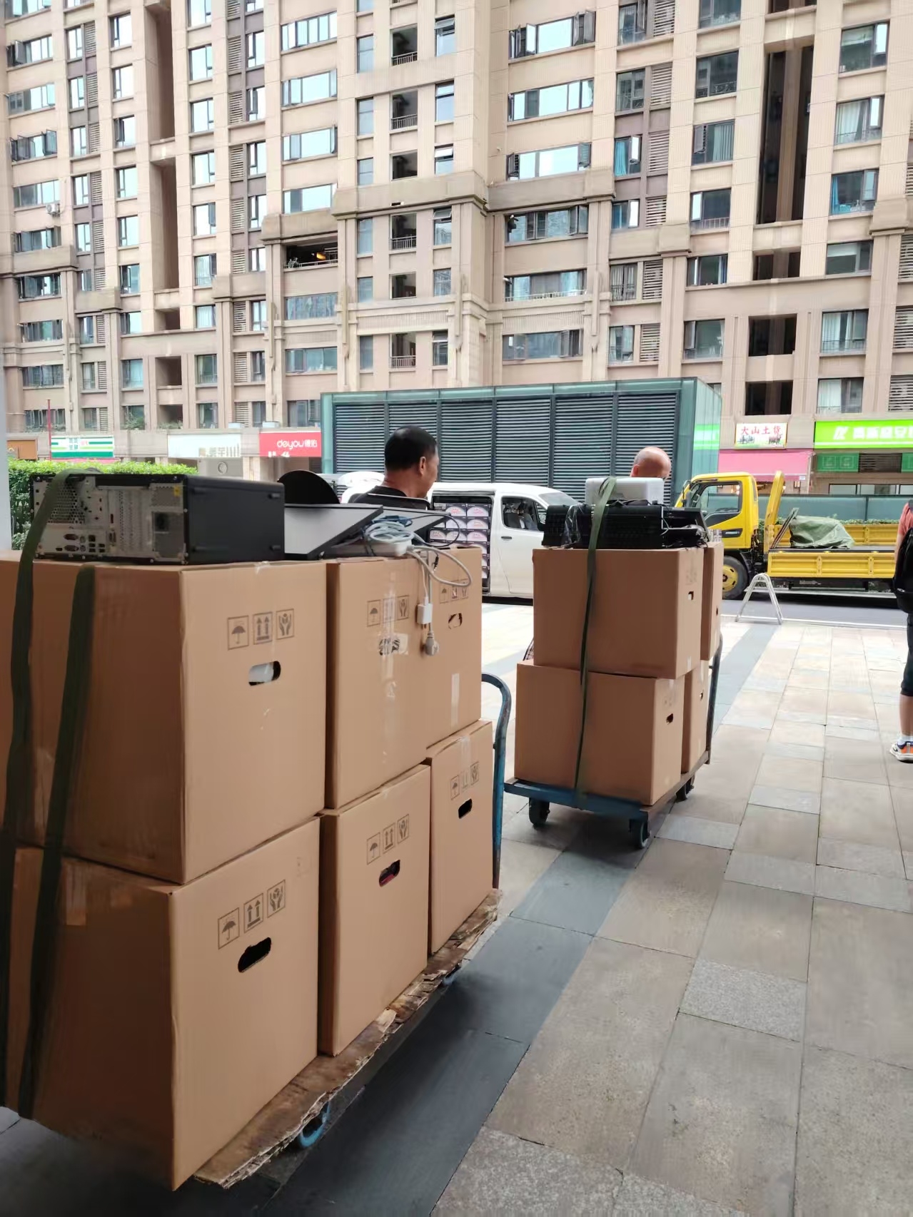 搬家指南,选公司要记住这三个要点 搬家指南,选公司要记住这三个要点