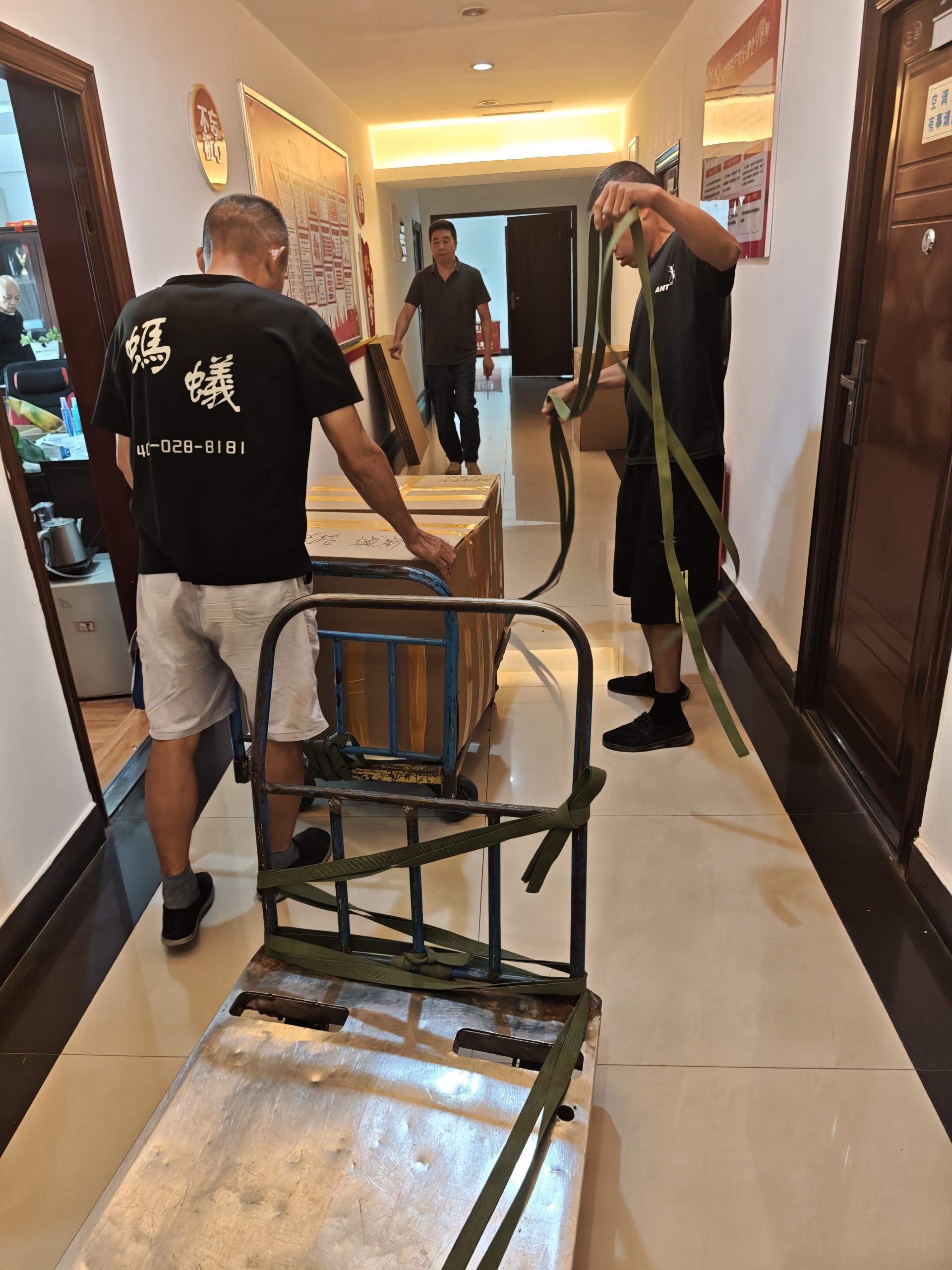 选搬家公司实地考察指南,这些细节藏不住